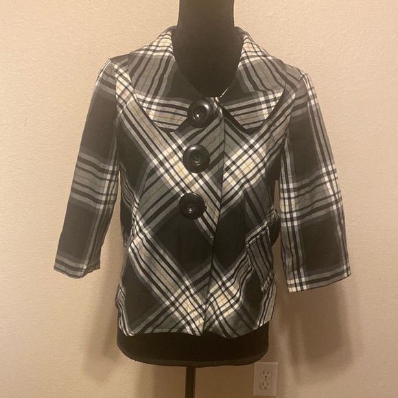 FANG Jackets & Blazers - FANG Black and White Plaid 3/4 Sleeve Coat with Large Buttons